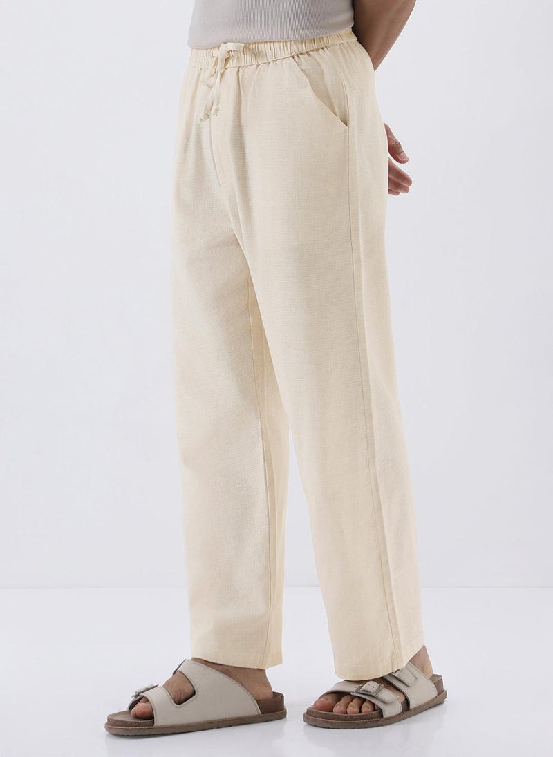 Urbano Fashion Men's Cream Loose Fit Solid Linen Blend Trousers Non-Stretchable - Image 2